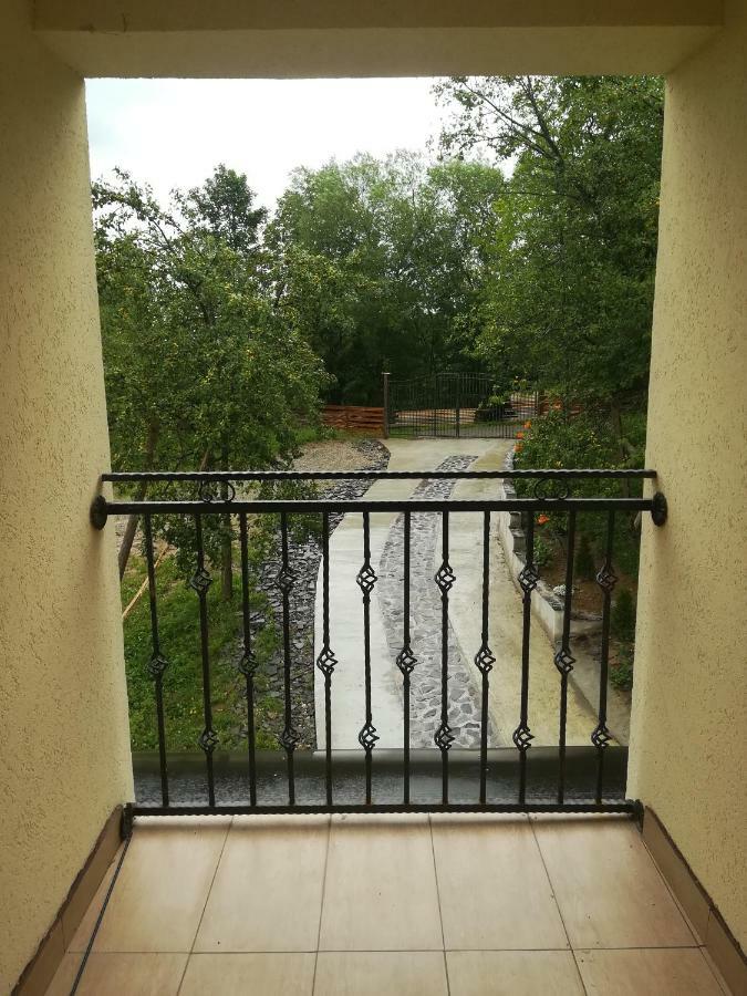 Casa Flutar Villa Moisei Bagian luar foto